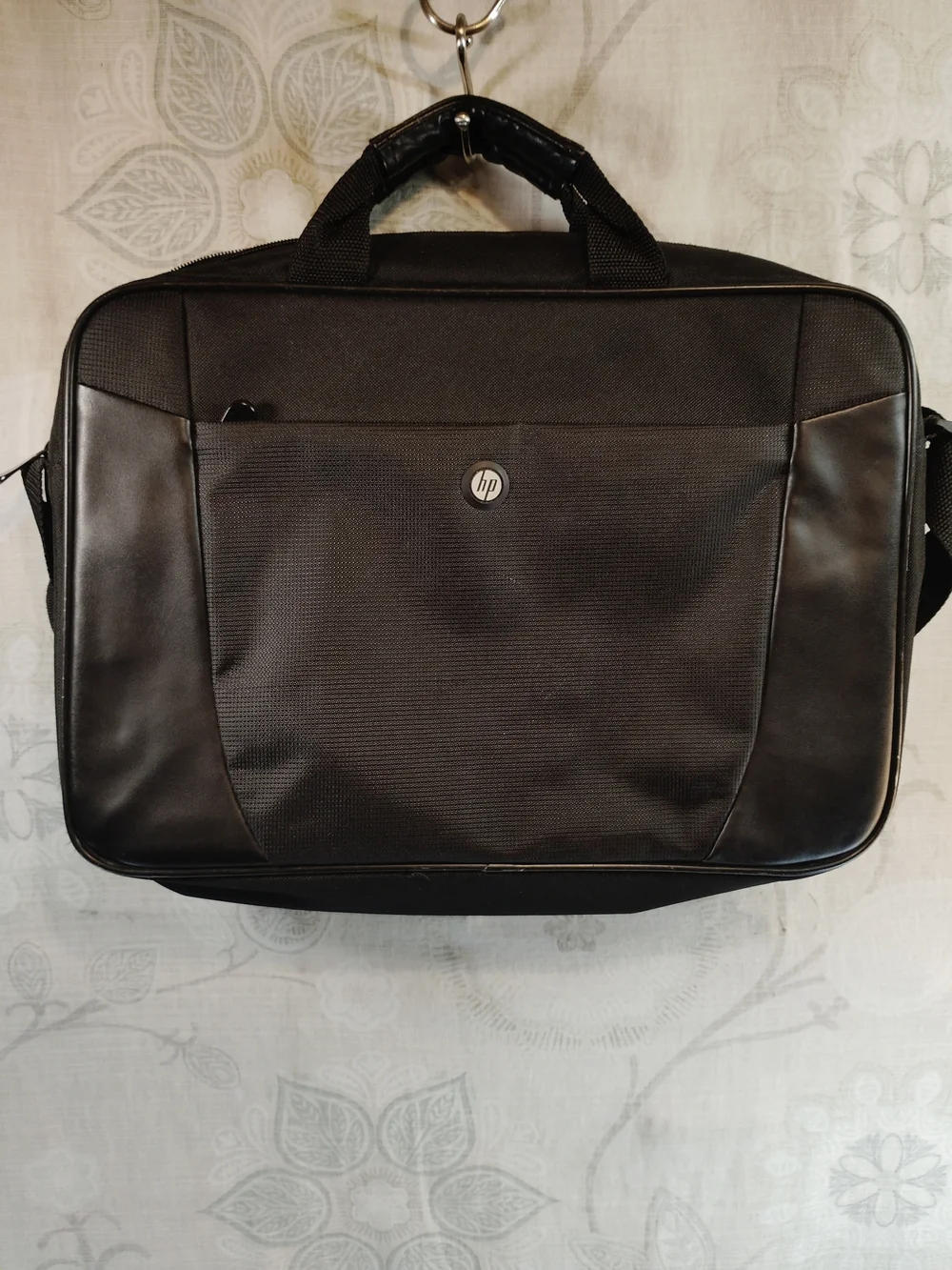 HP Black Laptop/Messenger Bag For Daily Usage